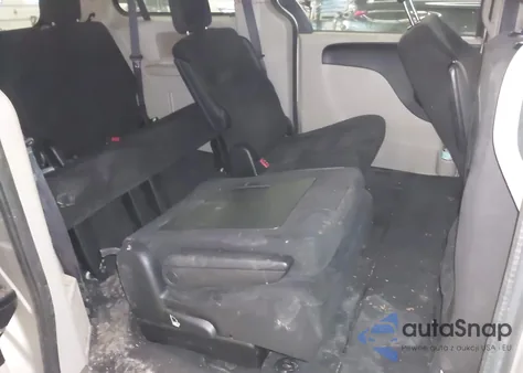 2014 Dodge Grand Caravan Sxt z USA, uszkodzony, nr VIN 2C4RDGCG3ER252867